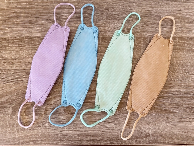 シシベラ マスク 色 比較