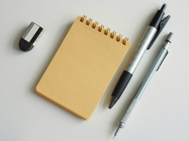 シャーペン 汚れ 落とし方